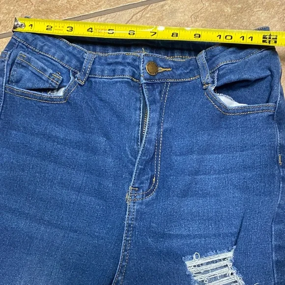 Dark Blue Distressed Flare Size 26-28 Jeans - Picture 8 of 11